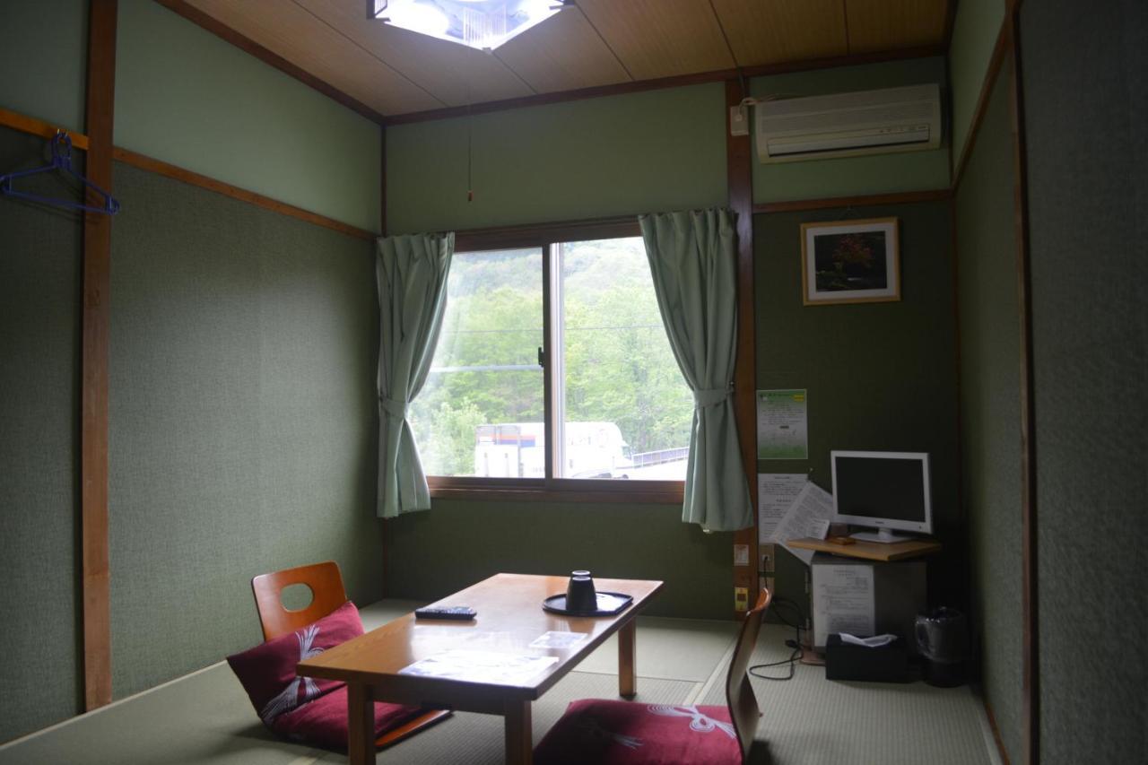 Oirase Guest House Keigetsu Towada Exteriör bild